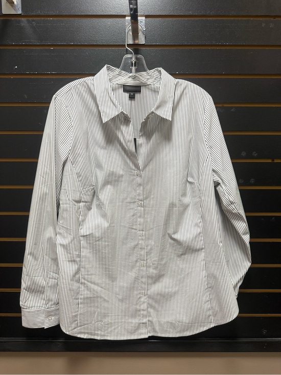 Worthington Tops - Worthington NWT Pinstripe Button Front Blouse Sz 16